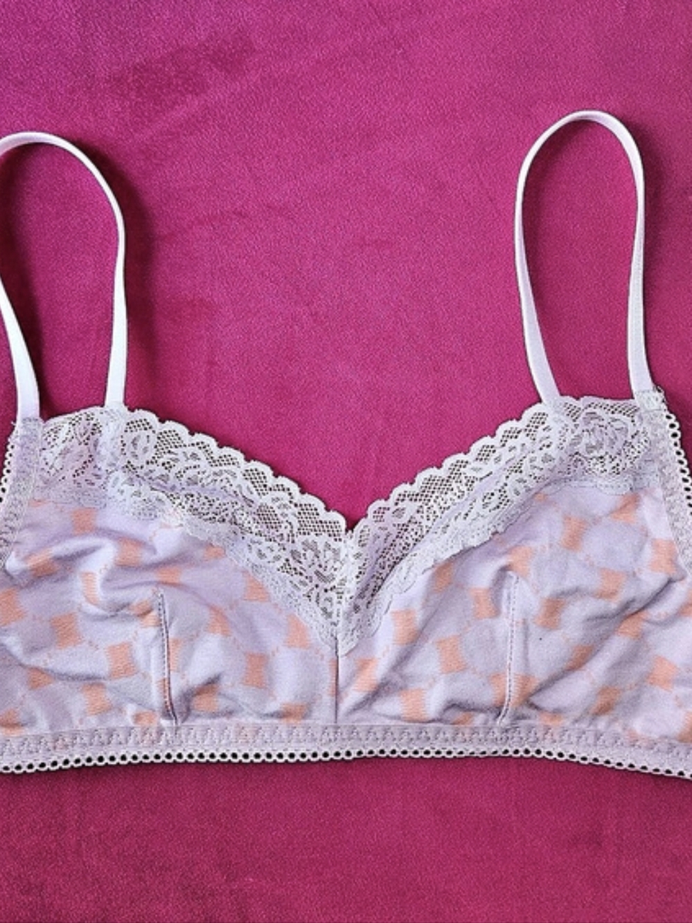 Savage X Fenty Lace-Trim bralette by Rihanna